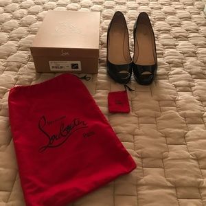 Christian Louboutin Very Prive 100 Patent Peeptoe